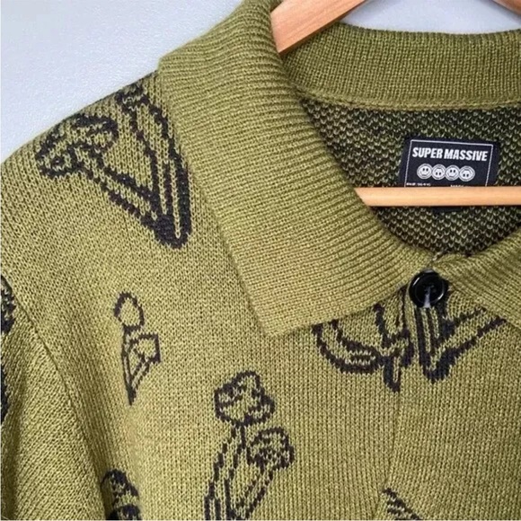Men’s Super Massive Green Mushroom Sweater- Medium new w/tags - Picture 6 of 6